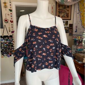 xhilaration floral cold shoulder top size large